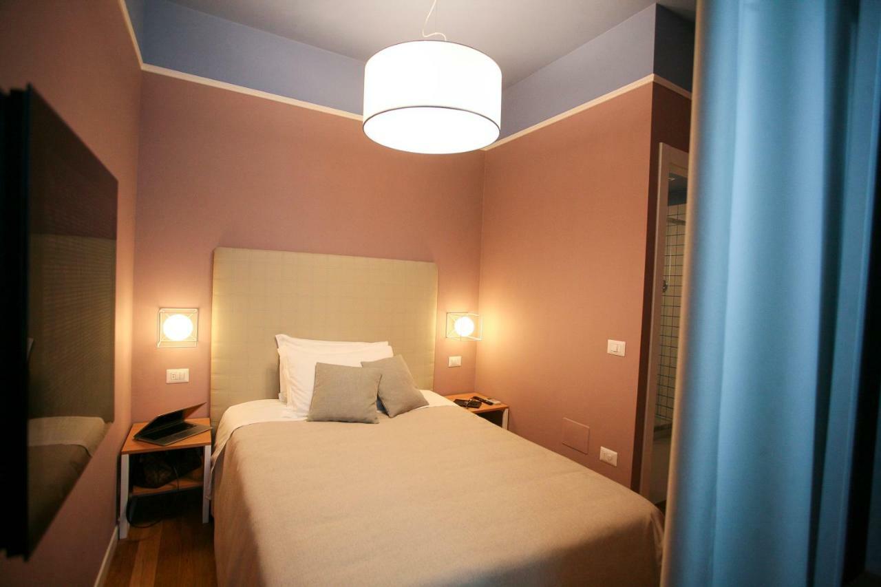 אמפולי Hotel Il Sole מראה חיצוני תמונה
